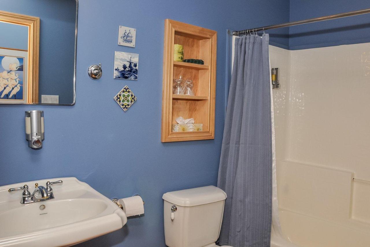 Chanterelle Inn & Cottages Baddeck Inlet Exteriér fotografie