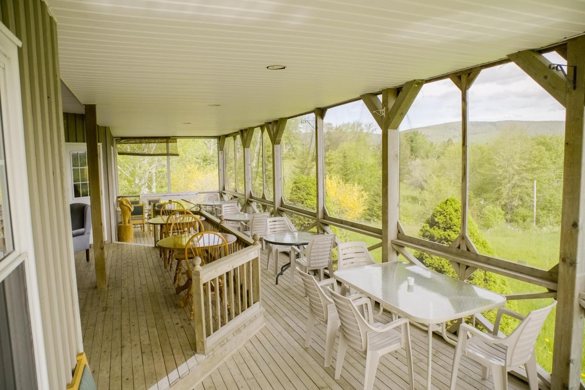 Chanterelle Inn & Cottages Baddeck Inlet Exteriér fotografie