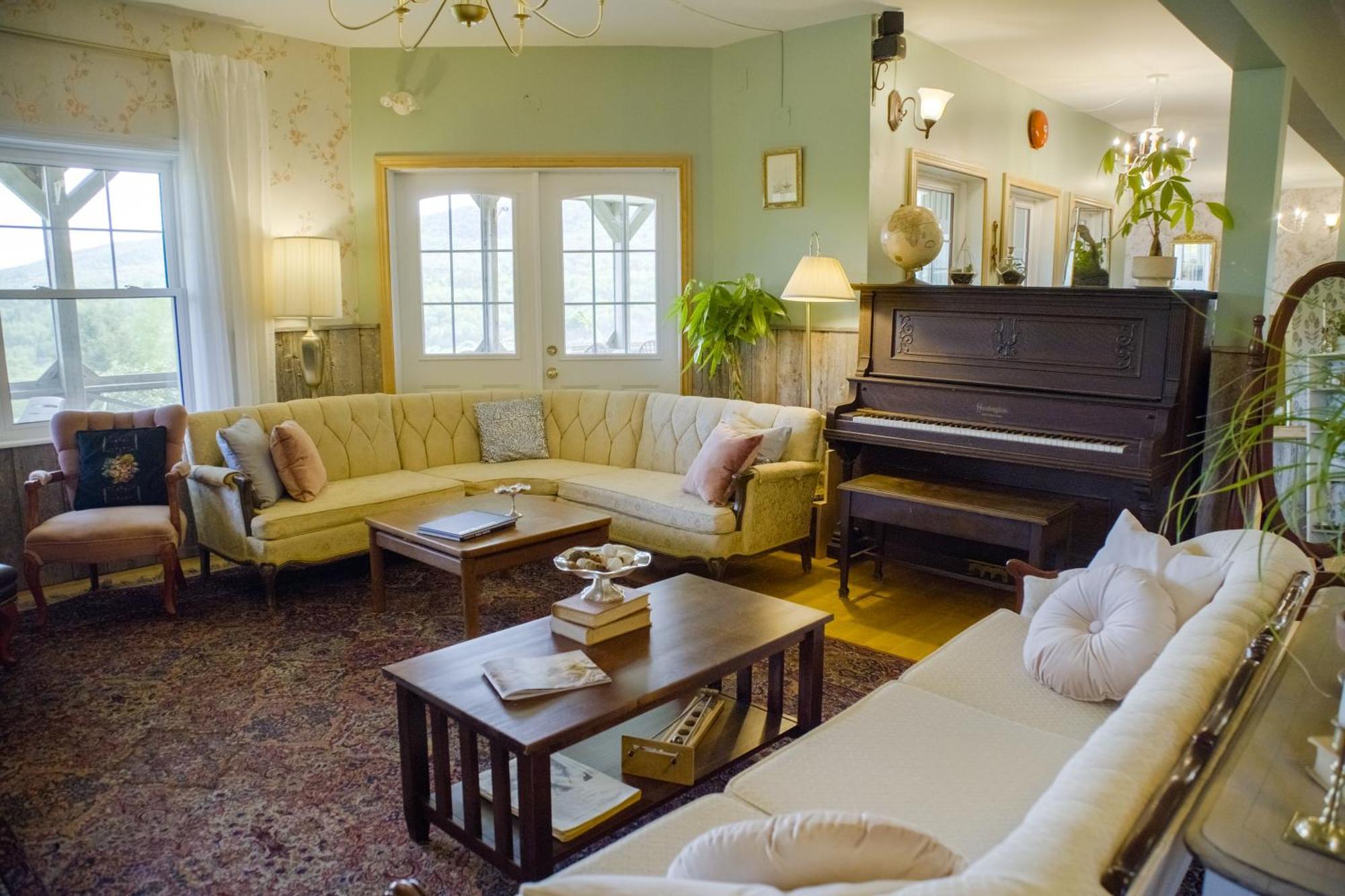 Chanterelle Inn & Cottages Baddeck Inlet Exteriér fotografie