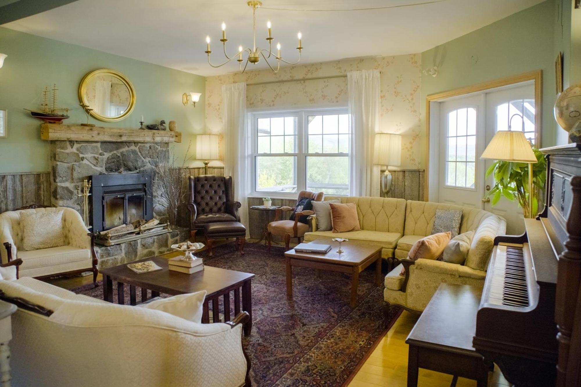Chanterelle Inn & Cottages Baddeck Inlet Exteriér fotografie
