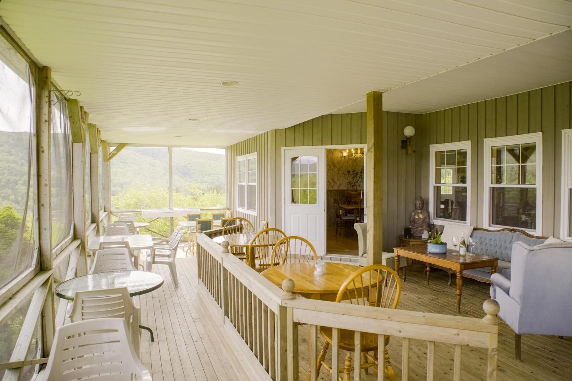 Chanterelle Inn & Cottages Baddeck Inlet Exteriér fotografie